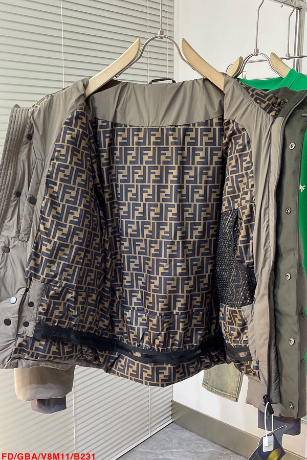 ハイクオリティダウンジャケット内部構造